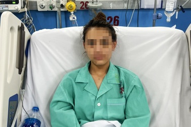 TPHCM: Bị taxi 7 chỗ cán ngang ngực, cô gái 20 tuổi được cứu sống thần kỳ