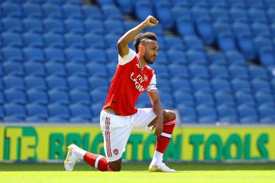 Nhìn lại trận thua đau đớn của Arsenal trên sân Brighton - 2 Nhìn lại trận thua đau đớn của Arsenal trên sân Brighton - 2