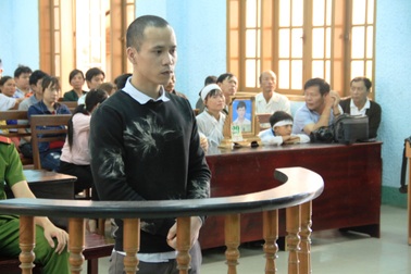 Đoạt mạng người chỉ vì bình xịt hơi cay