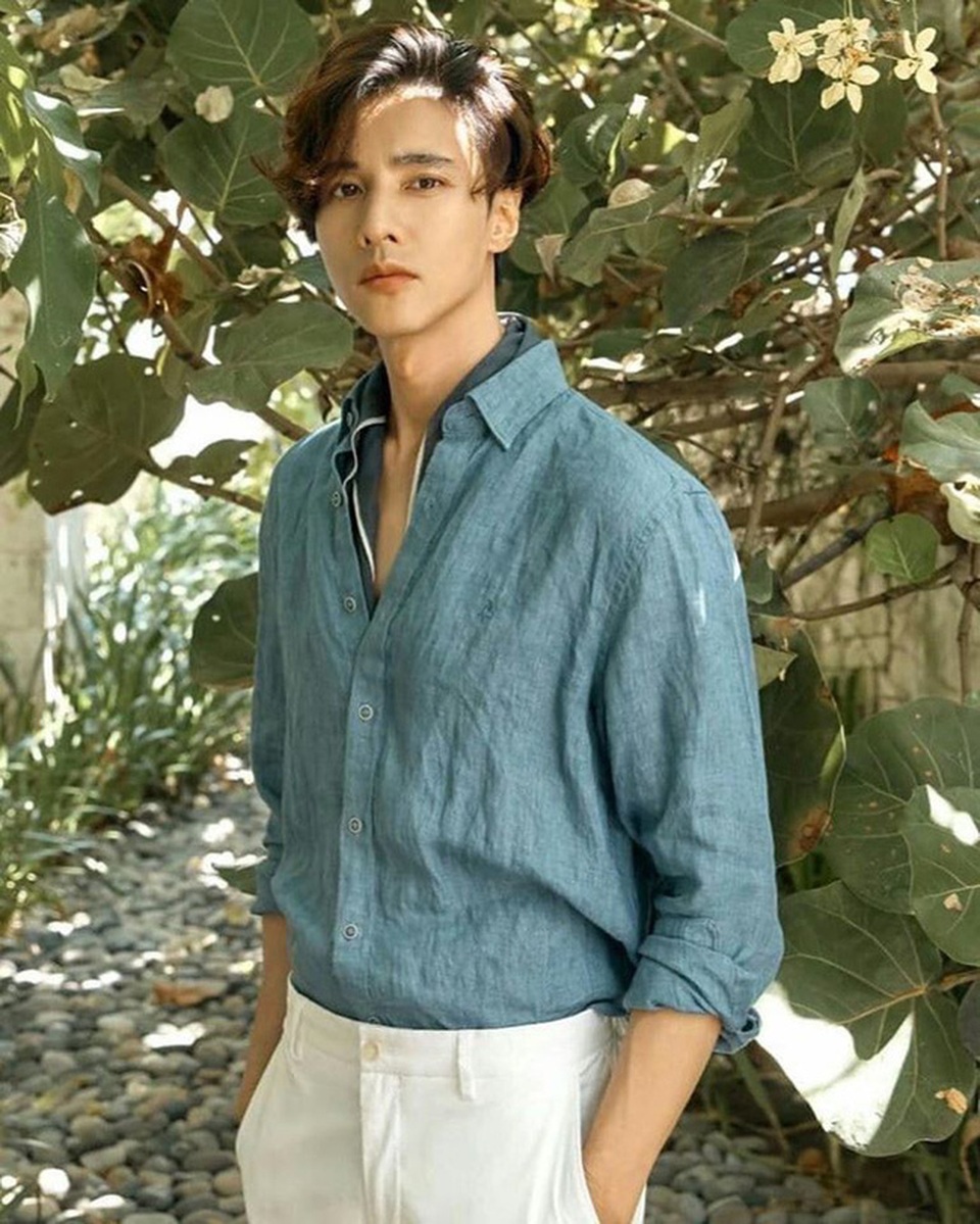 Mê mẩn trước vẻ ngoài “trẻ mãi không già” của “ông chú” Won Bin - 2 Mê mẩn trước vẻ ngoài “trẻ mãi không già” của “ông chú” Won Bin - 2