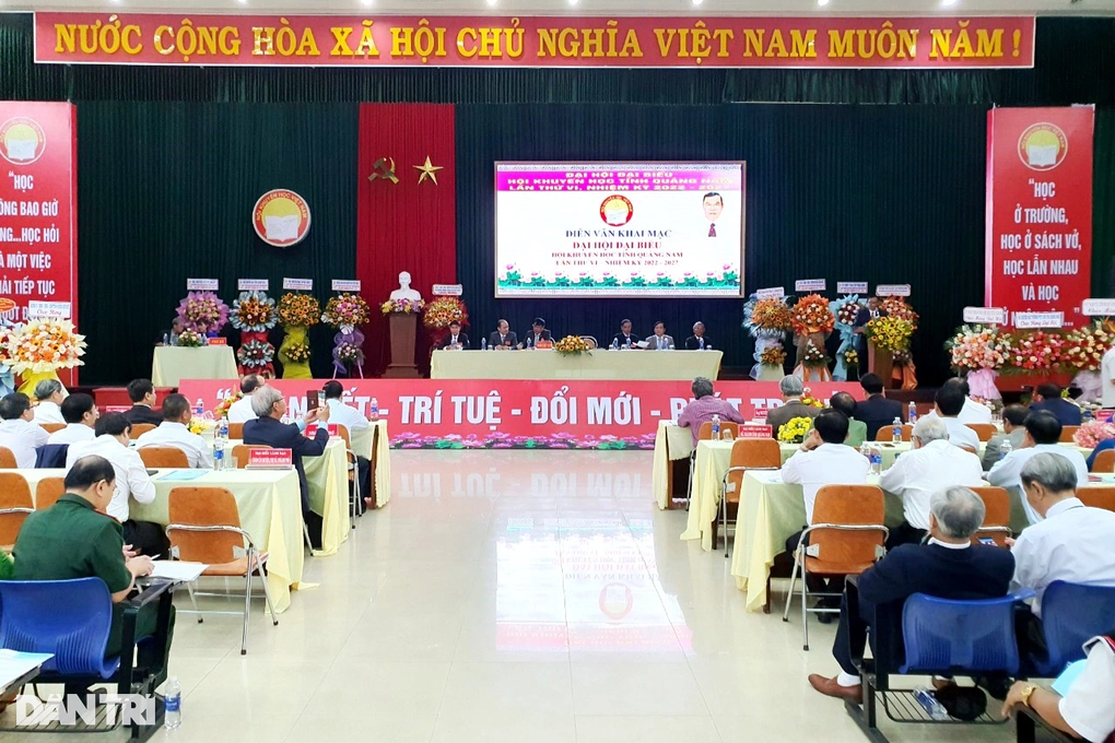 Hội khuyến học Quảng Nam vận động hơn 354 tỷ đồng trong 5 năm - 1 Hội khuyến học Quảng Nam vận động hơn 354 tỷ đồng trong 5 năm - 1