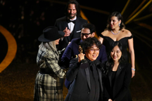 Oscar 2020: "Ký sinh trùng" nhận giải Phim xuất sắc và Đạo diễn xuất sắc