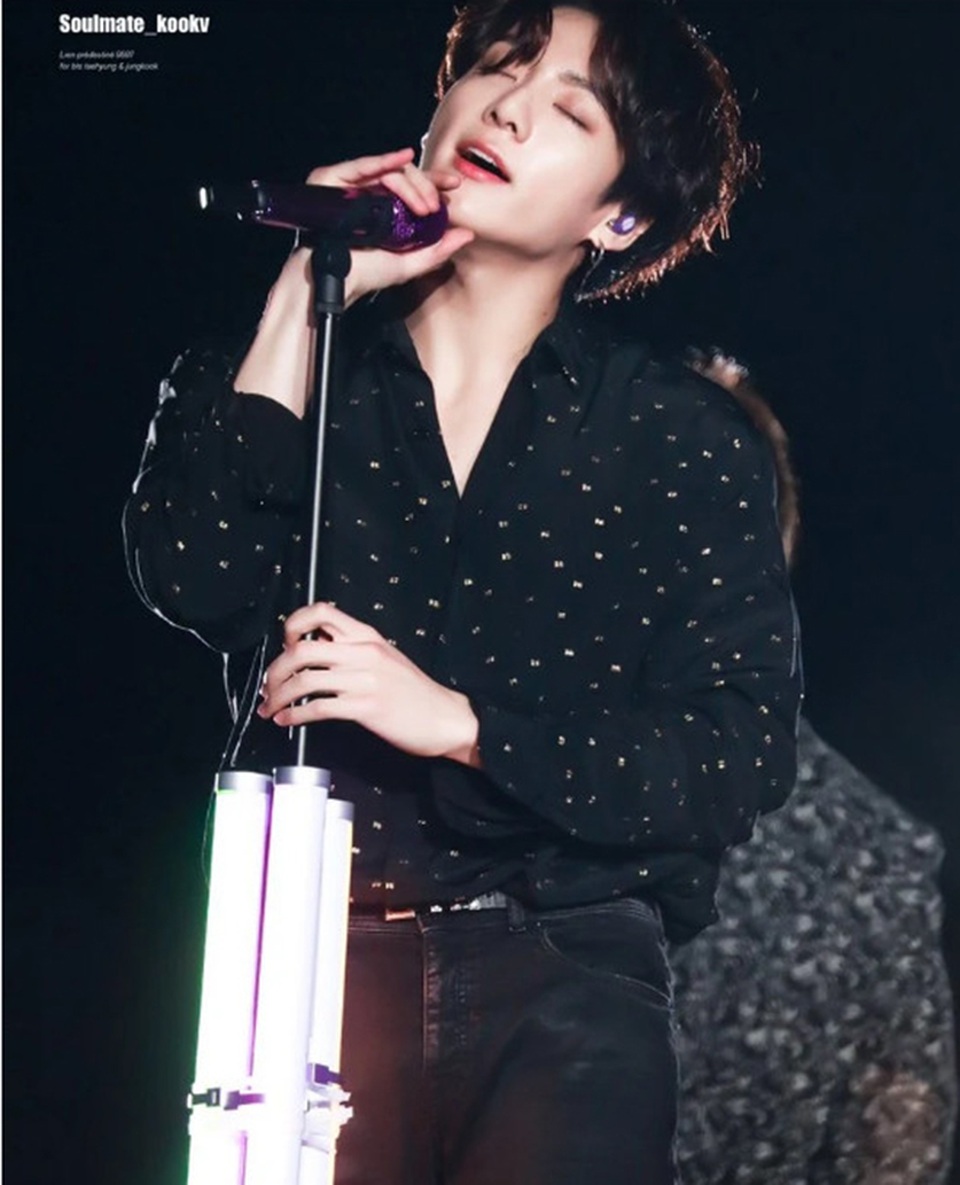 Vẻ gợi cảm khó cưỡng của “Người đàn ông quốc tế quyến rũ nhất thế giới” - 7