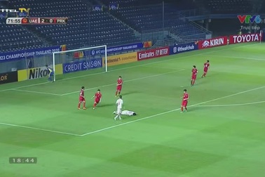 Ali Eid Ghumail dứt điểm đưa bóng vọt xà U23 Triều Tiên ở phút 72