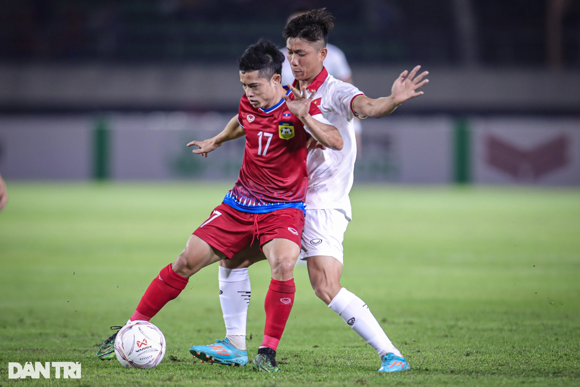 Tuyển Việt Nam thăng hoa, thắng đậm Lào set tennis 6-0 - 6 Tuyển Việt Nam thăng hoa, thắng đậm Lào set tennis 6-0 - 6