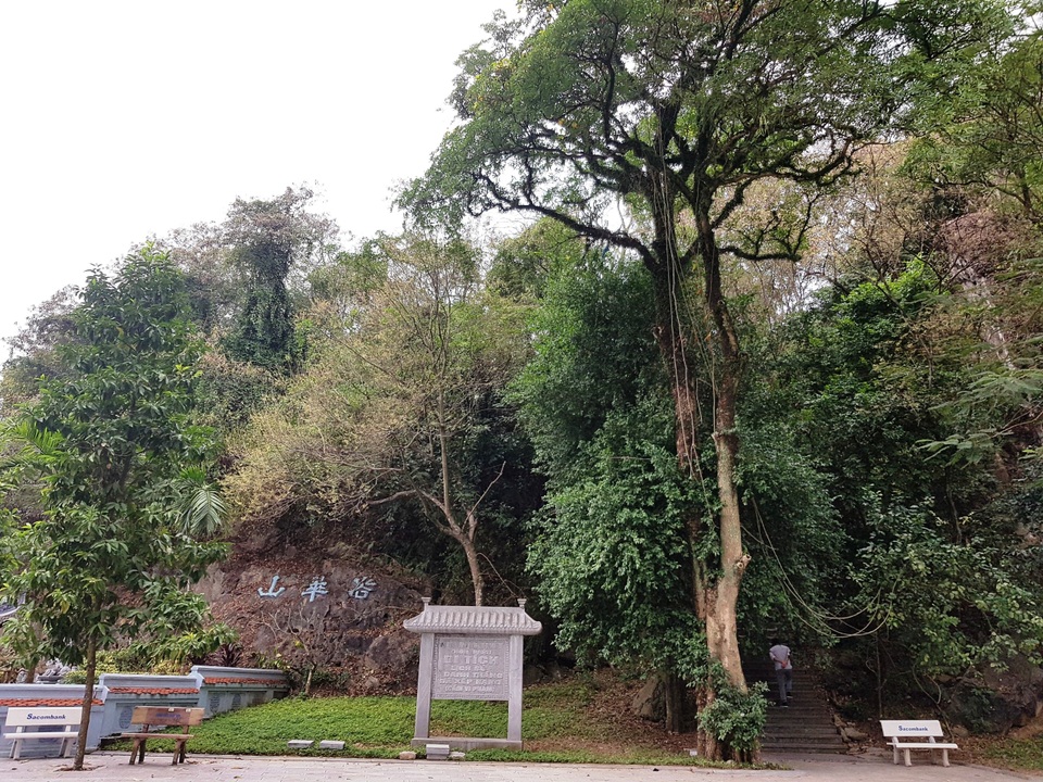 Khám phá “núi thơ” di tích quốc gia đặc biệt ở Ninh Bình - 2 Khám phá “núi thơ” di tích quốc gia đặc biệt ở Ninh Bình - 2