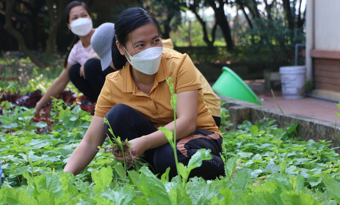 Tất bật đón học sinh mầm non trở lại trường sau gần một năm nghỉ vì dịch - 2 Tất bật đón học sinh mầm non trở lại trường sau gần một năm nghỉ vì dịch - 2