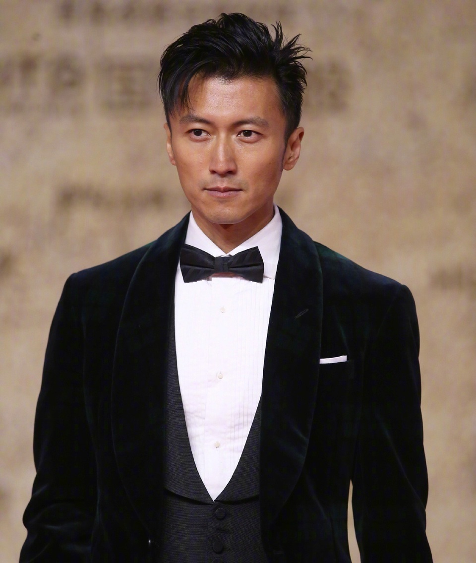 Con trai lớn của Tạ Đình Phong và Trương Bá Chi gây chú ý - 7