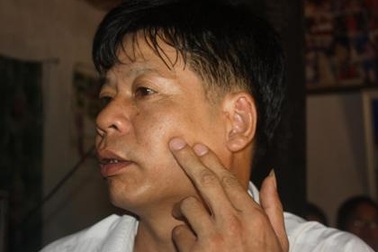 Hà Nội: Bị cưỡng chế đất lấn chiếm, hành hung trưởng thôn giữa cuộc họp