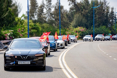 300 xe VinFast tham dự Wonder Trip 2023