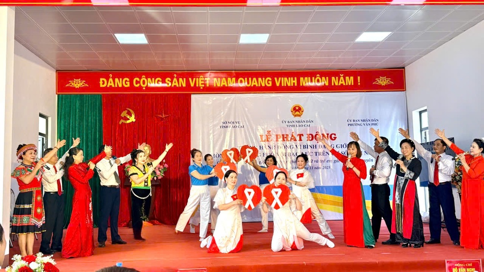 Lào Cai: Thúc đẩy bình đẳng giới và bảo vệ phụ nữ, trẻ em gái trong kỷ nguyên số - 1 Lào Cai: Thúc đẩy bình đẳng giới và bảo vệ phụ nữ, trẻ em gái trong kỷ nguyên số - 1