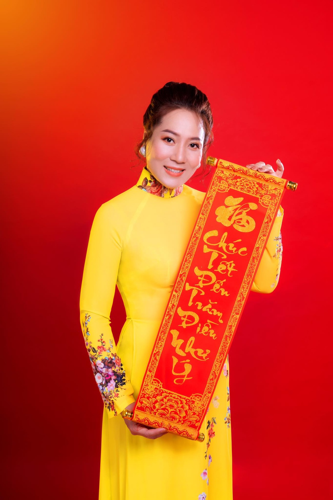 Bà Mây Phố trong làng nhớ kí ức Tết rớt nước mắt vì thương bố mẹ - 2 Bà Mây Phố trong làng nhớ kí ức Tết rớt nước mắt vì thương bố mẹ - 2