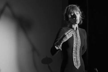 Molly biểu diễn “Điệu nhảy của những linh hồn hạnh phúc” trong vở opera “Orpheus và Eurydice” của nhà soạn nhạc người Pháp C.W. Gluck