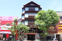 Khám phá ngôi nhà gỗ 5 tầng “độc nhất vô nhị” của lão gia ở Hà Tĩnh