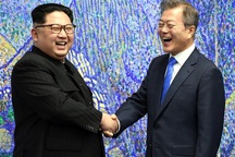 Khoảnh khắc hài hước của ông Kim Jong-un trong cuộc gặp thượng đỉnh ở Hàn Quốc