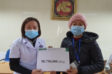 Bạn đọc Dân trí giúp đỡ người bà ung thư cầu xin sự sống cho cháu trai