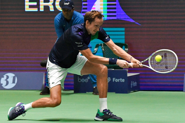 Djokovic và Medvedev đại chiến ở bán kết Astana Open 2022