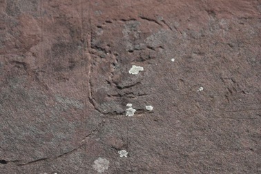 Các nhà khoa học tìm thấy hình Đức Phật khắc trên đá ở Siberia