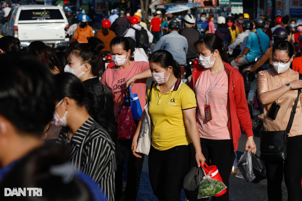 Hàng chục nghìn công nhân mất việc, ngành nghề nào đang là tử địa? - 1 Hàng chục nghìn công nhân mất việc, ngành nghề nào đang là tử địa? - 1