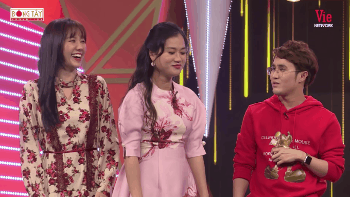Bản hit Anh Thanh Niên HuyR khi qua tay Mạc Văn Khoa: Chị trung niên năm nay đã ngót nghét 2 con rồi, sáng ăn 1 nồi lẩu tối thêm 1 nồi nữa - Ảnh 4. Bản hit Anh Thanh Niên HuyR khi qua tay Mạc Văn Khoa: Chị trung niên năm nay đã ngót nghét 2 con rồi, sáng ăn 1 nồi lẩu tối thêm 1 nồi nữa - Ảnh 4.