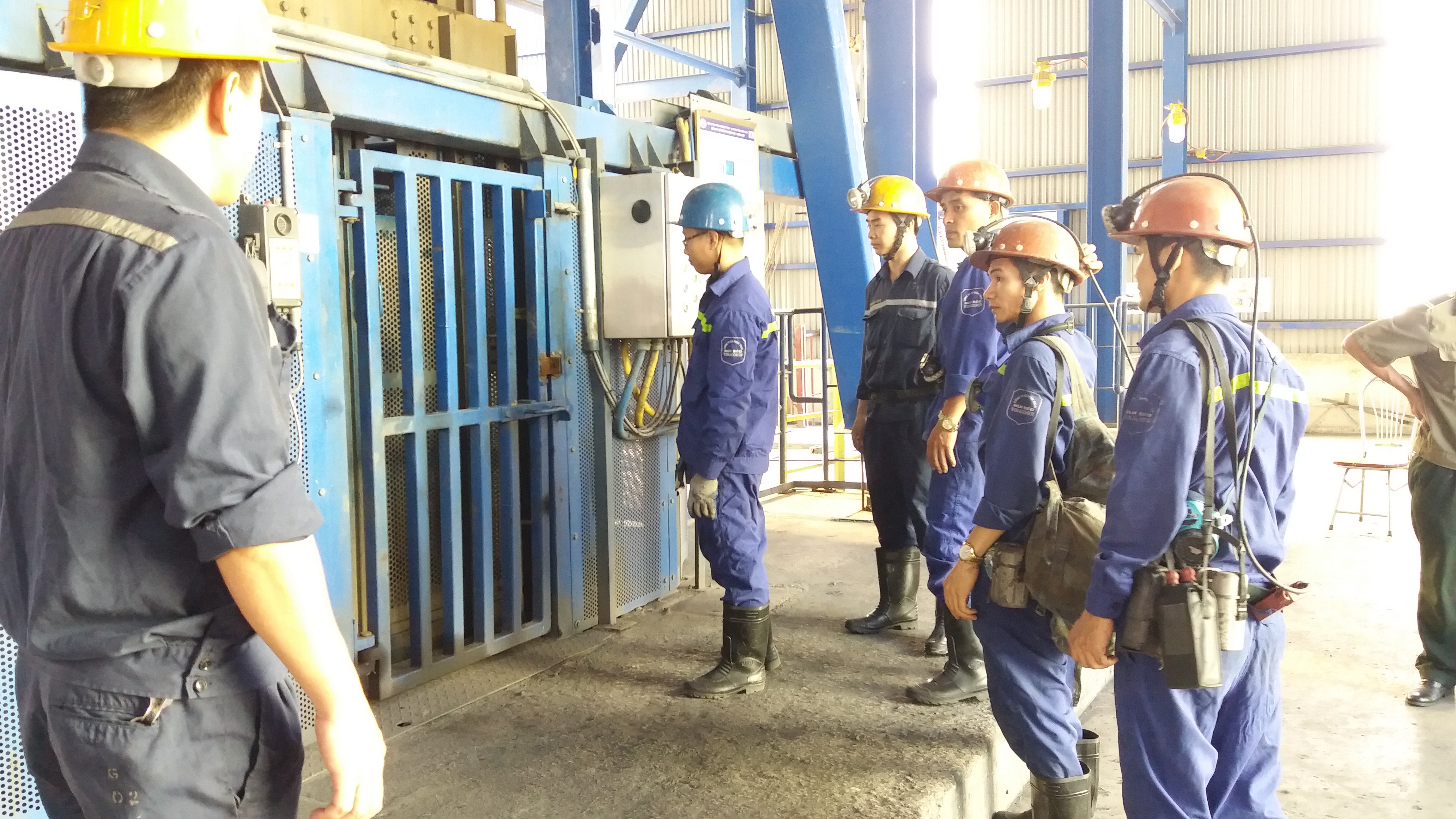 Tăng giờ làm thêm, chưa bao giờ dễ tìm đồng thuận! - 5 Tăng giờ làm thêm, chưa bao giờ dễ tìm đồng thuận! - 5
