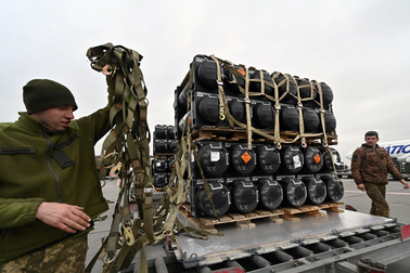 Phương Tây cạn kiệt vũ khí vì Ukraine