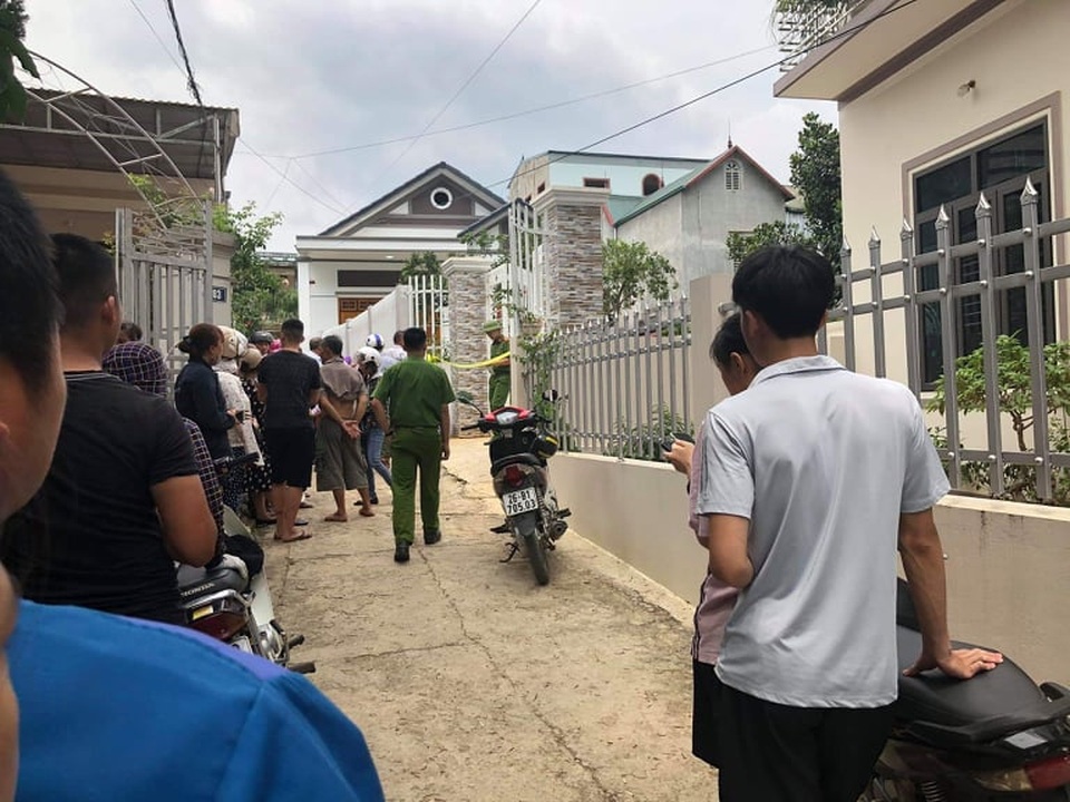 Nghi án cụ bà 84 tuổi bị sát hại tại nhà riêng - 1 Nghi án cụ bà 84 tuổi bị sát hại tại nhà riêng - 1