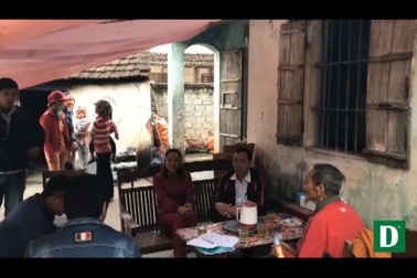 Quà nhân ái đến với cháu mồ côi ở với ông bà già yếu.