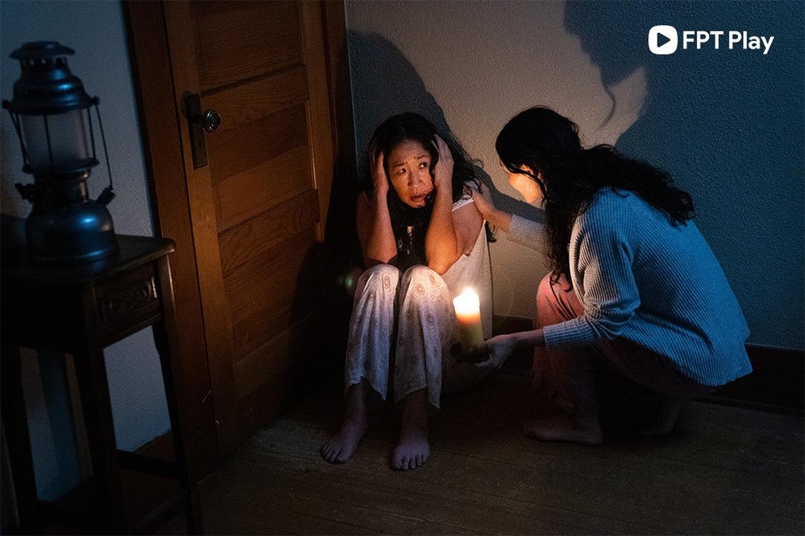 Sao gốc Á Sandra Oh tỏa sáng trong phim kinh dị Umma trên FPT Play - 1 Sao gốc Á Sandra Oh tỏa sáng trong phim kinh dị Umma trên FPT Play - 1