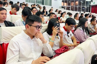 Vụ chương trình Y Việt - Đức bị chấm dứt: Nhà trường cam kết gì?