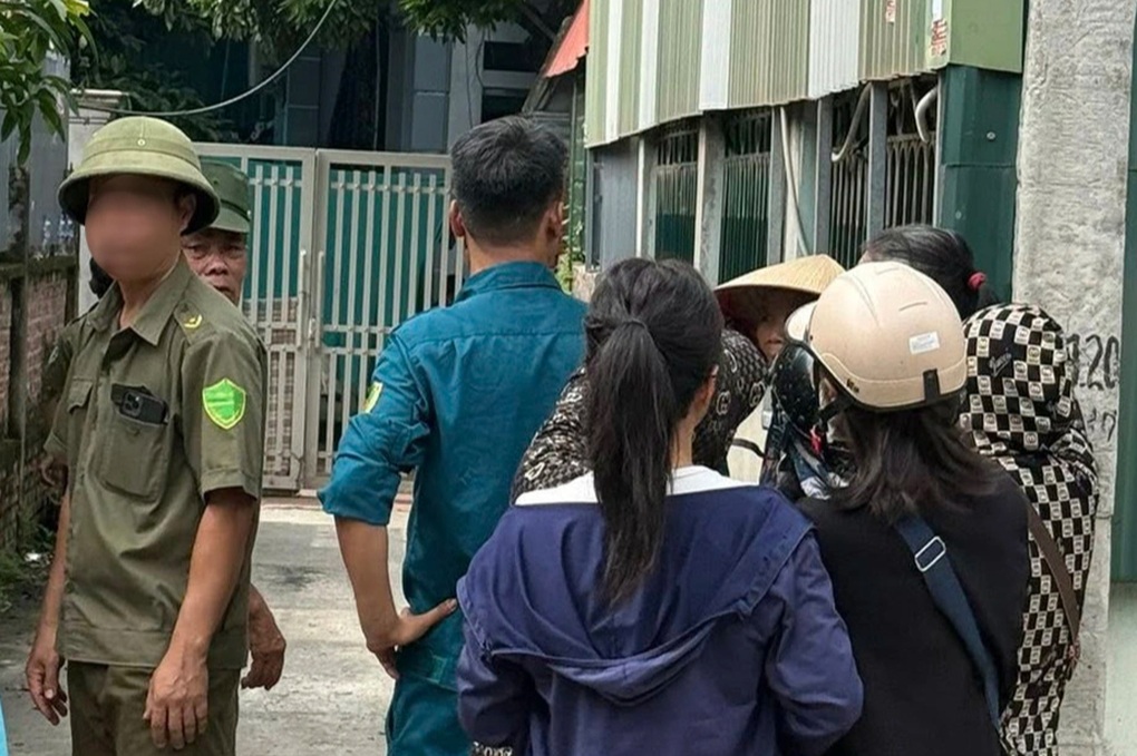 Cụ ông tử vong trong bể nước, người vợ bị thương nặng ở nhà tắm - 1 Cụ ông tử vong trong bể nước, người vợ bị thương nặng ở nhà tắm - 1