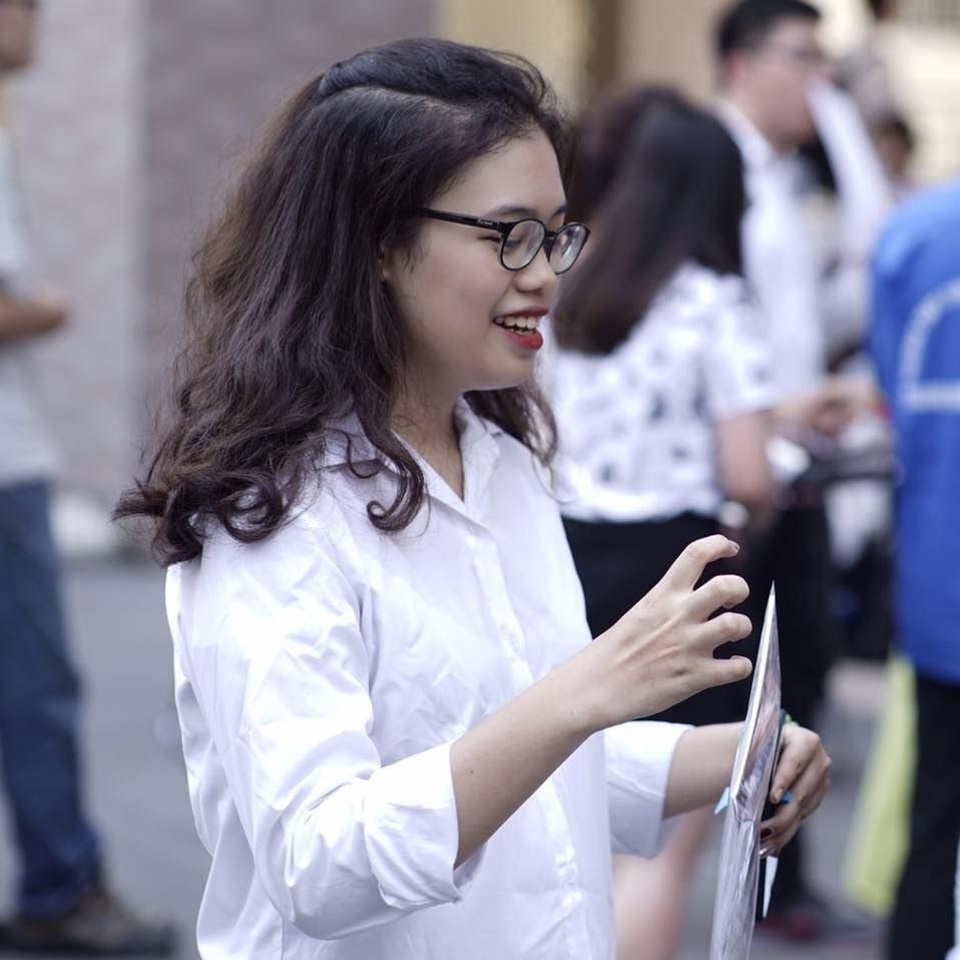 Nữ sinh chuyên Sư phạm nhận học bổng Mỹ 3,8 tỷ đồng dù không có điểm SAT - 2