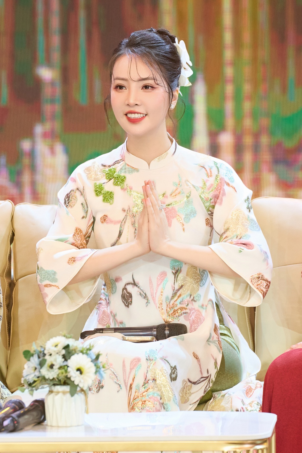 Á hậu Thụy Vân chia sẻ bí quyết giữ dáng ngày Tết - 3 Á hậu Thụy Vân chia sẻ bí quyết giữ dáng ngày Tết - 3