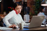 AI từ “phép màu công sở" đến nguyên nhân gây kiệt sức với dân văn phòng
