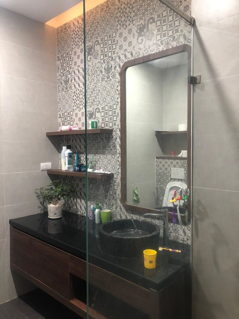 Vợ chồng trẻ ở Đà Nẵng xây nhà 3 tỷ đồng “ngập cây xanh và ánh nắng” - 13 Vợ chồng trẻ ở Đà Nẵng xây nhà 3 tỷ đồng “ngập cây xanh và ánh nắng” - 13