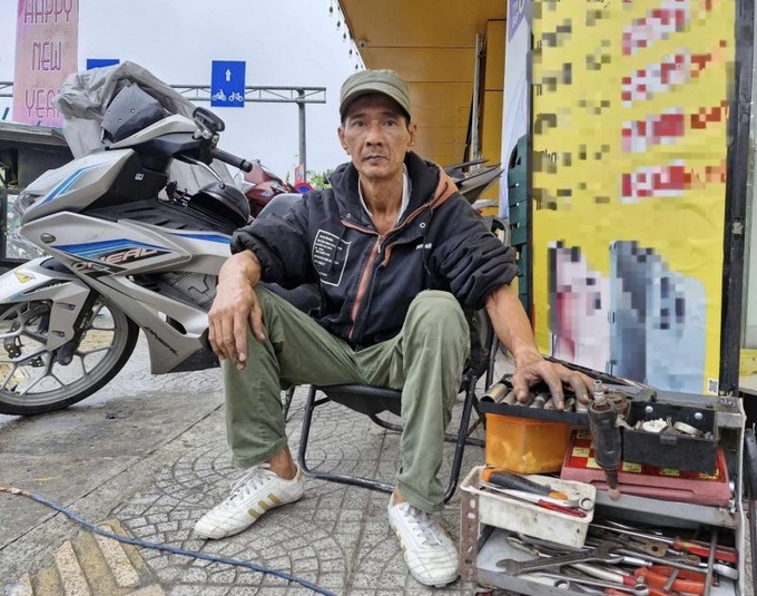 Đây cũng là địa chỉ quen thuộc với nhiều học sinh, sinh viên, người khuyết tật và lao động nghèo ở thành phố nhiều năm qua.
