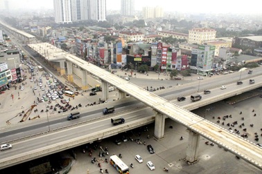 Lưu thông qua hầm chui tại nút giao 4 tầng như thế nào?