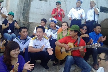 Chủ tịch TH True Milk gửi thư tới chiến sĩ Trường Sa