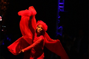 Lê Thúy- Khương Ngọc- Michio Phạm Ngà "lên đồng" tại Hà Nội