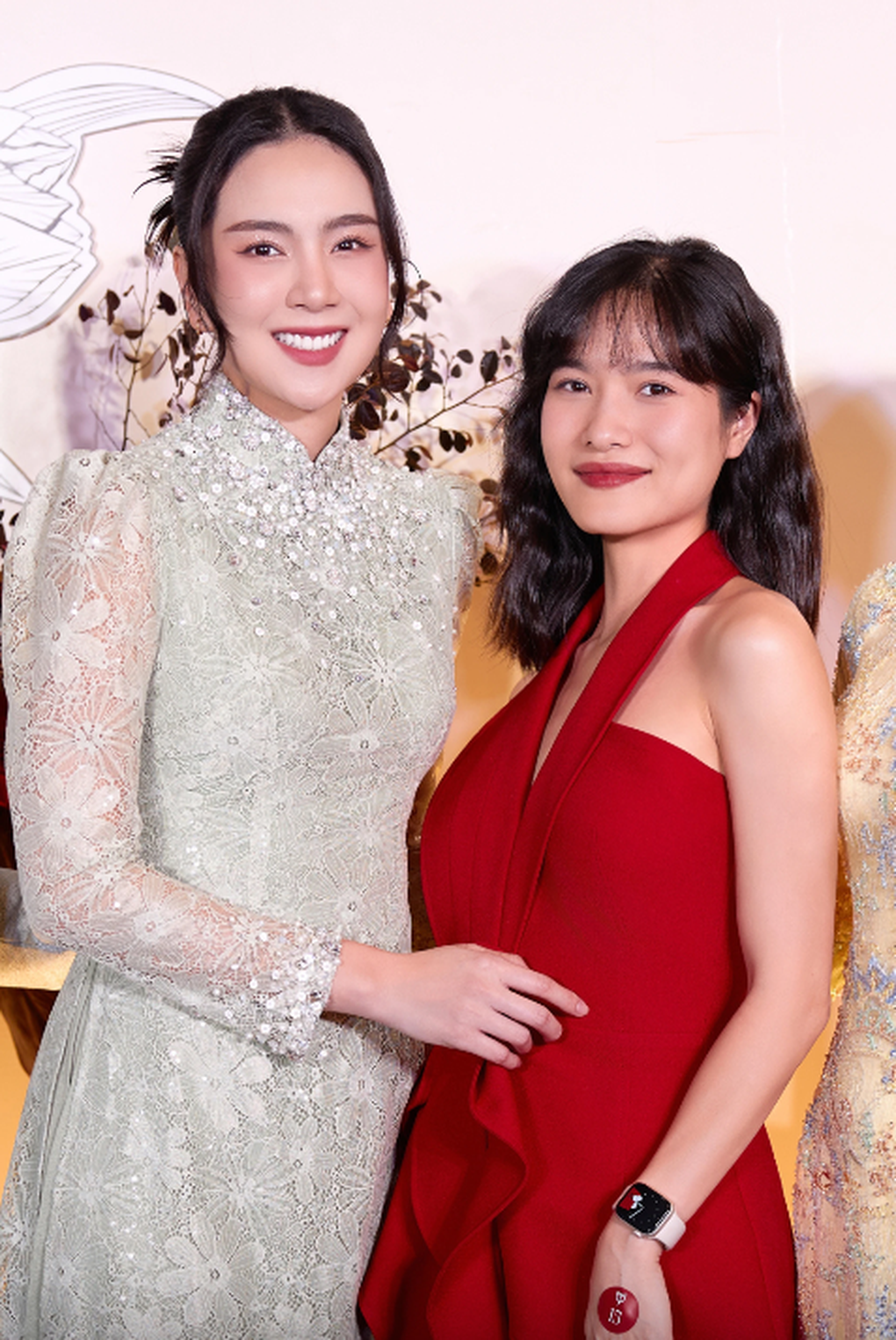 MC Mai Ngọc xuất hiện rạng rỡ sau tuyên bố chia tay thiếu gia - 2 MC Mai Ngọc xuất hiện rạng rỡ sau tuyên bố chia tay thiếu gia - 2