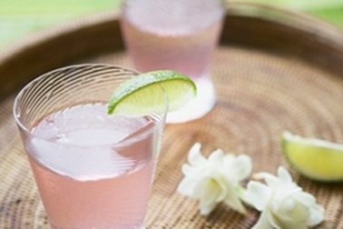 Người bệnh tim chú ý khi uống nước