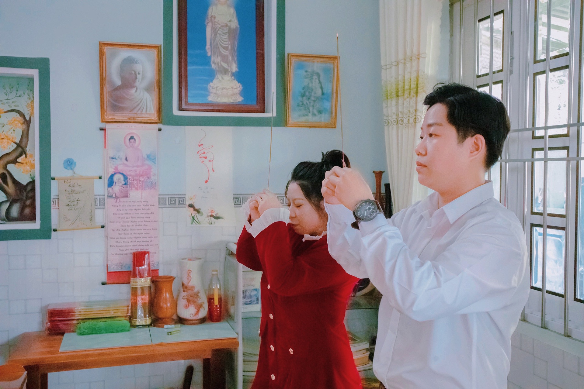 Hạnh phúc mới của người mẹ trẻ 5 năm sau khi bị chồng cũ châm lửa đốt - 12 Hạnh phúc mới của người mẹ trẻ 5 năm sau khi bị chồng cũ châm lửa đốt - 12