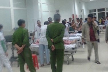 Súng nổ trong đêm trước cửa nhà, người phụ nữ tử vong