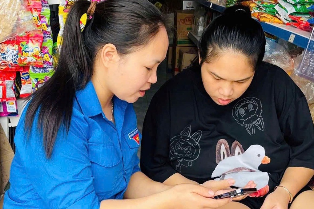 Tứ Kỳ xây dựng “Gia đình số”, lan tỏa phong trào học tập số trong cộng đồng - 2 Tứ Kỳ xây dựng “Gia đình số”, lan tỏa phong trào học tập số trong cộng đồng - 2