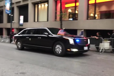 Siêu xe mới của Tổng thống Trump đã vào nhiệm vụ