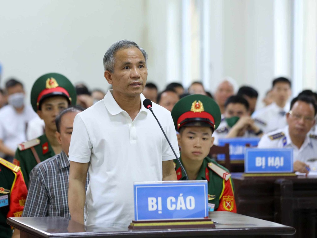 Cựu Tư lệnh Cảnh sát biển Nguyễn Văn Sơn lĩnh 16 năm tù - 3 Cựu Tư lệnh Cảnh sát biển Nguyễn Văn Sơn lĩnh 16 năm tù - 3