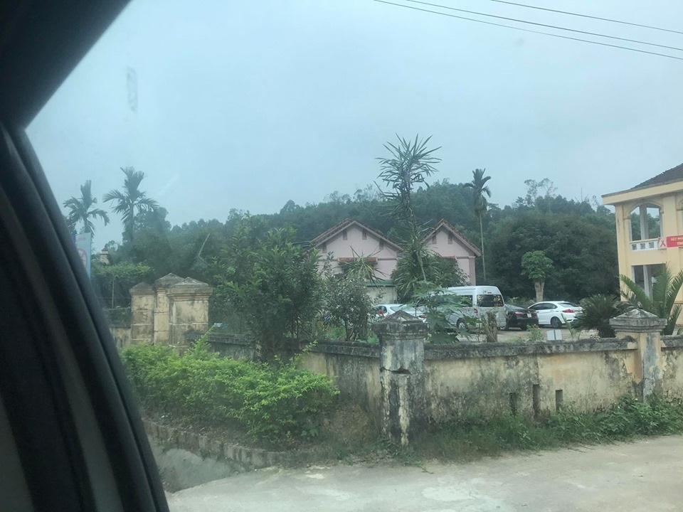 Đoàn xe dâu nhà phó giám đốc bệnh viện hiên ngang giữa đại dịch - 3 Đoàn xe dâu nhà phó giám đốc bệnh viện hiên ngang giữa đại dịch - 3