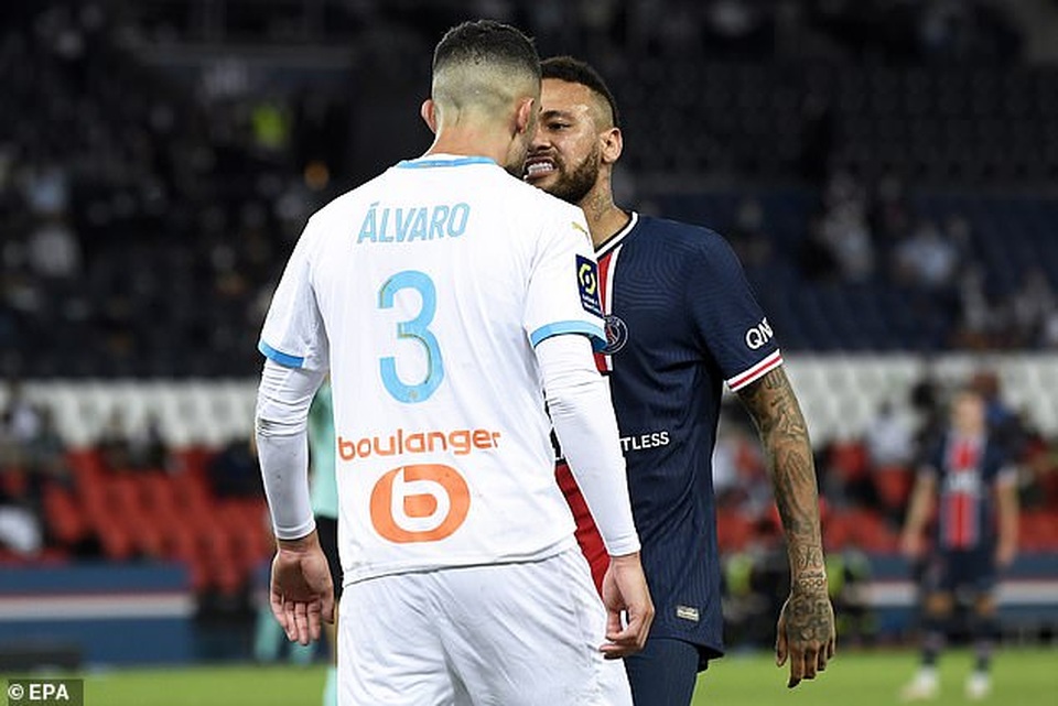 Neymar và 4 cầu thủ nhận thẻ đỏ sau màn hỗn chiến ở trận PSG-Marseille - 4 Neymar và 4 cầu thủ nhận thẻ đỏ sau màn hỗn chiến ở trận PSG-Marseille - 4