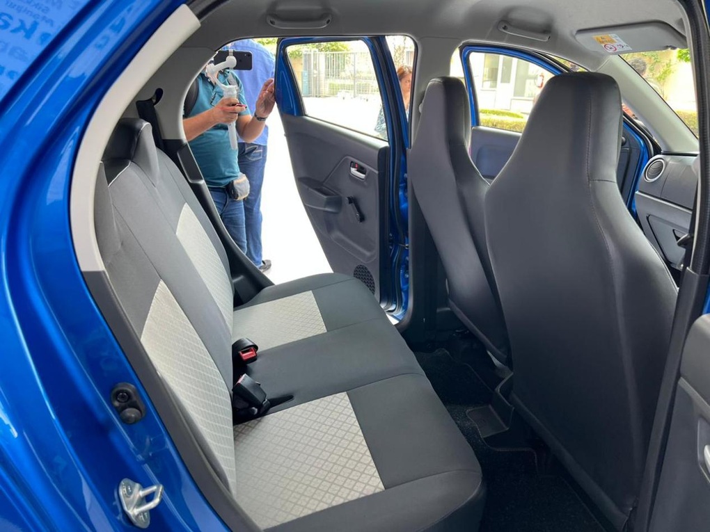 Chi tiết Suzuki Alto K10 - Ô tô giá rẻ với cửa kính phía sau vẫn chỉnh cơ - 10 Chi tiết Suzuki Alto K10 - Ô tô giá rẻ với cửa kính phía sau vẫn chỉnh cơ - 10