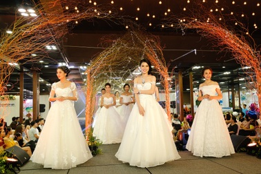 30 bộ trang sức cưới của Bảo Tín Minh Châu trình diễn tại triển lãm cưới Trống Đồng